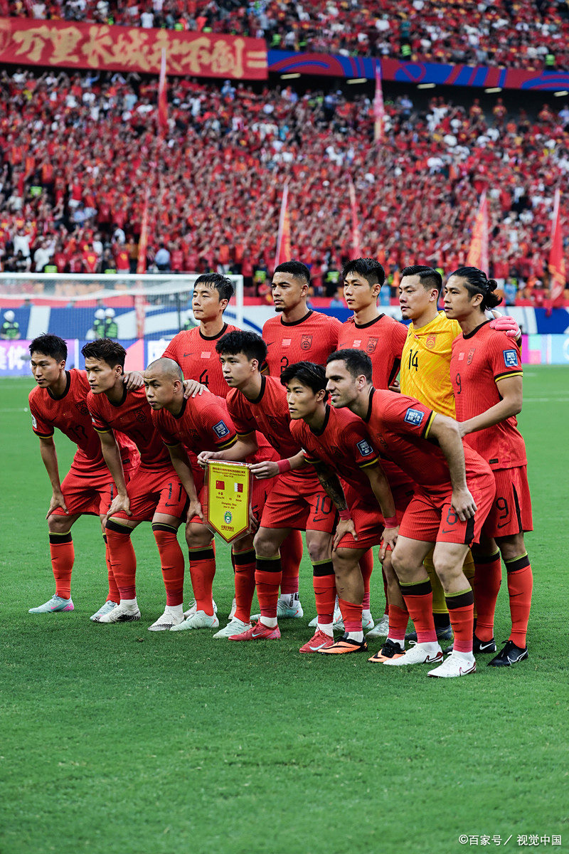 竞技宝电竞 -关于武汉三镇发布备战花絮，赛前防线松动，国王杯任务艰巨，训练强度明显提升的信息