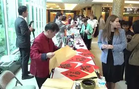 竞技宝官网 -包含克里夫兰骑士训练开放日，集结日更衣室发声引欢呼，法甲在即，医务组通报恢复的词条